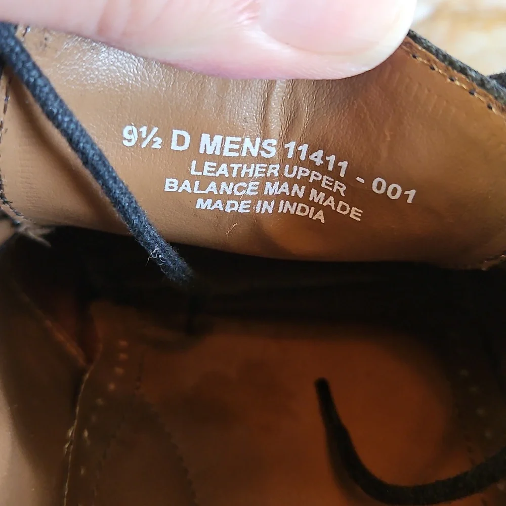 Florsheim Black Leather Wingtip Oxford Shoes - Size 9.5
